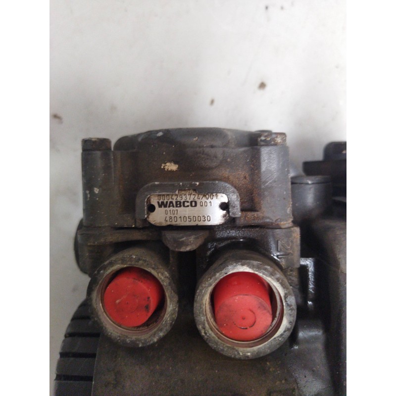 Recambio de valvula aire para mercedes-benz atego 4 cyl. 4x2 2005  4.3 diesel (om 904 la) referencia OEM IAM 0004293724 48010500 - Blanco 2