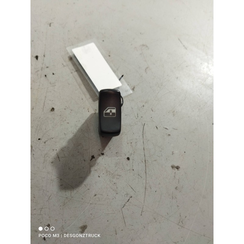 Recambio de mando elevalunas delantero izquierdo para scania serie p/g/r (c-clase) 12.7 diesel referencia OEM IAM 1421856 - Blanco