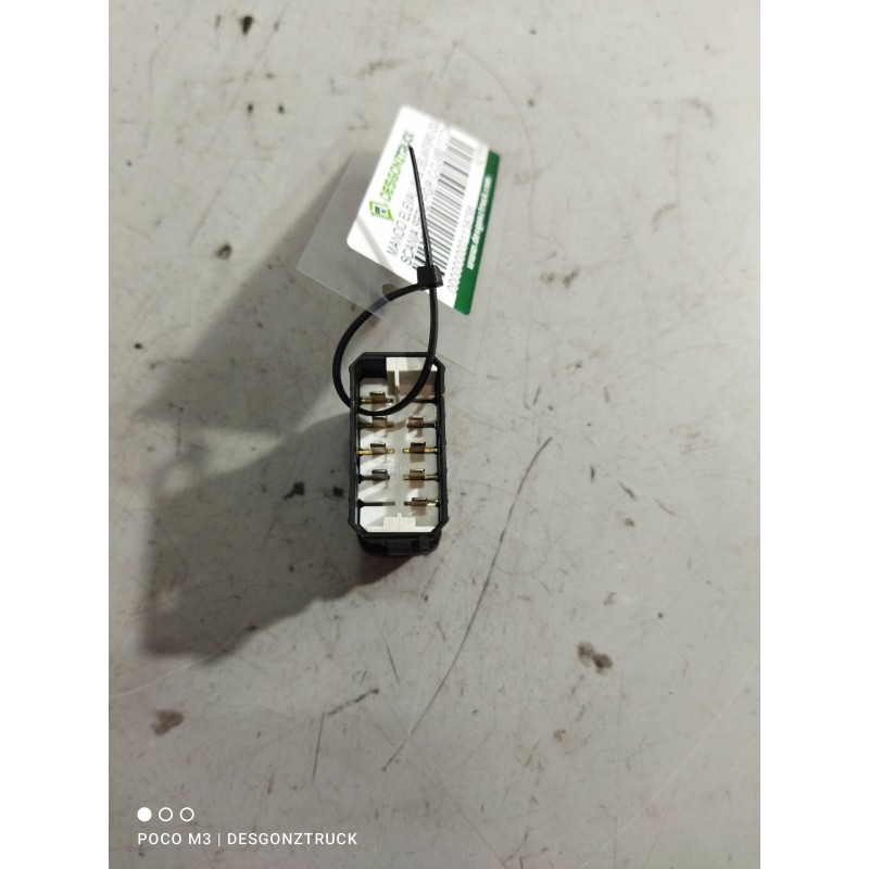 Recambio de mando elevalunas delantero izquierdo para scania serie p/g/r (c-clase) 12.7 diesel referencia OEM IAM 1421856 - Blanco 2