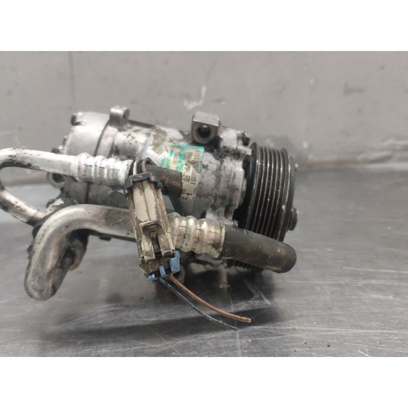 Recambio de compresor aire acondicionado para opel corsa c blue line referencia OEM IAM 13106850 - Blanco 2