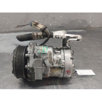 Recambio de compresor aire acondicionado para opel corsa c blue line referencia OEM IAM 13106850  