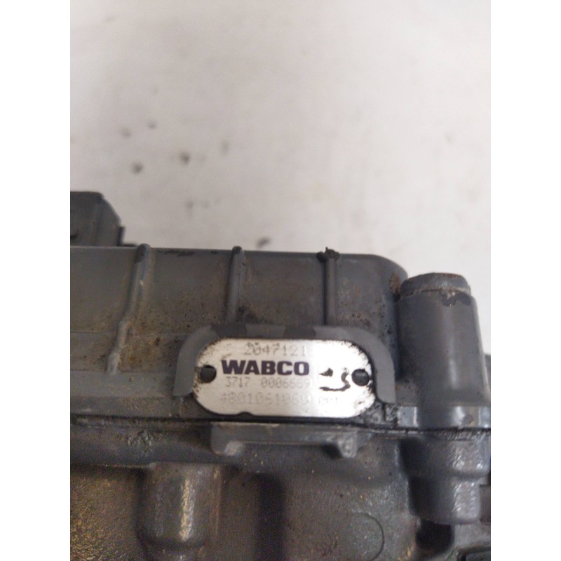 Recambio de valvula aire para daf trucks xf 106 480 referencia OEM IAM 2047121 4801061060 3