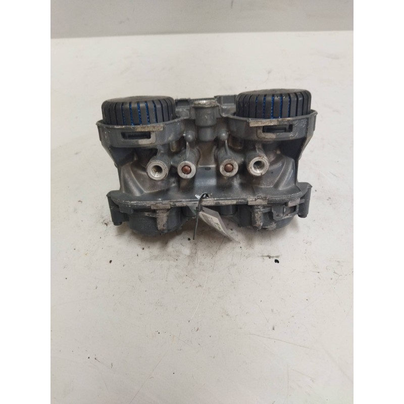 Recambio de valvula aire para daf trucks xf 106 480 referencia OEM IAM 2047121 4801061060 4
