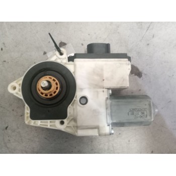 Recambio de motor elevalunas trasero izquierdo para man tgx 18.xxx 12.4 diesel referencia OEM IAM 81286016137  