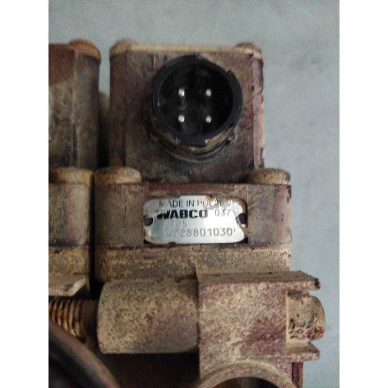 Recambio de valvula aire para iveco stralis (ad/at) 7.8 diesel referencia OEM IAM 4728801030 - Blanco 4