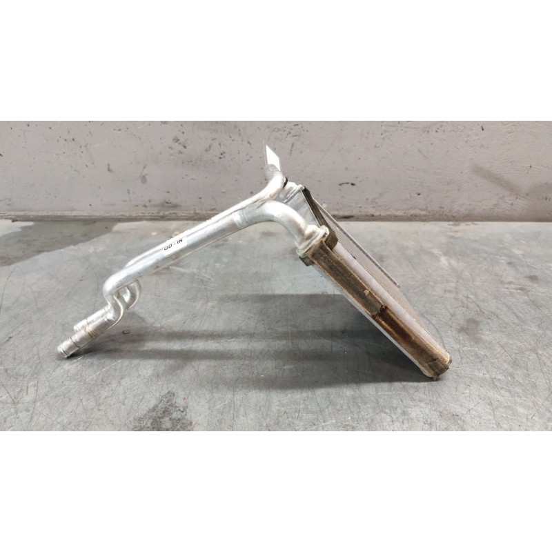 Recambio de radiador calefaccion / aire acondicionado para hyundai i30 (gd) 1.6 crdi referencia OEM IAM - Blanco 3