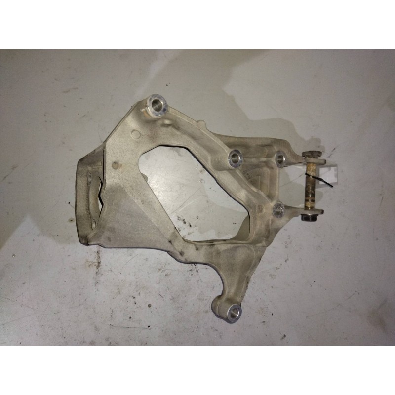 Recambio de soporte para scania serie p/g/r (c-clase) 12.7 diesel referencia OEM IAM 1484111  SOPORTE CABINA IZQUIERDO - Blanco 3