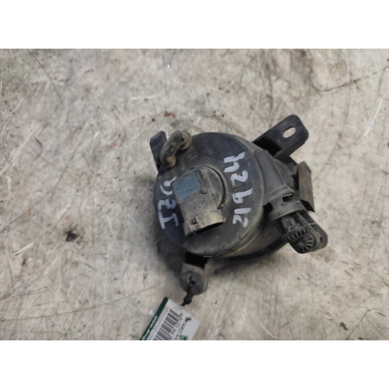 Recambio de faro antiniebla izquierdo para audi a4 ber. (b8) básico referencia OEM IAM   2 PINS 3