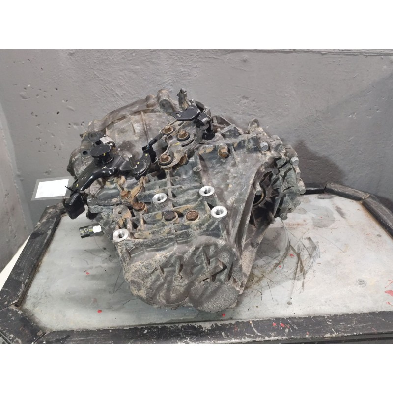 Recambio de caja cambios para hyundai i30 (gd) 1.6 crdi referencia OEM IAM M6CF1 - Rojo 3