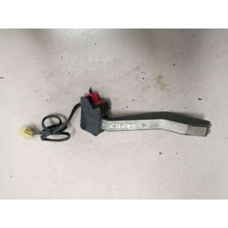 Recambio de mando limpia para iveco eurocargo 05.03  3.9 diesel referencia OEM IAM 500378104 - Blanco 2
