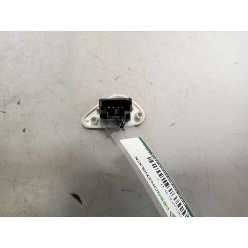 Recambio de warning para iveco eurocargo 05.03  3.9 diesel referencia OEM IAM 41221014 - Blanco 2