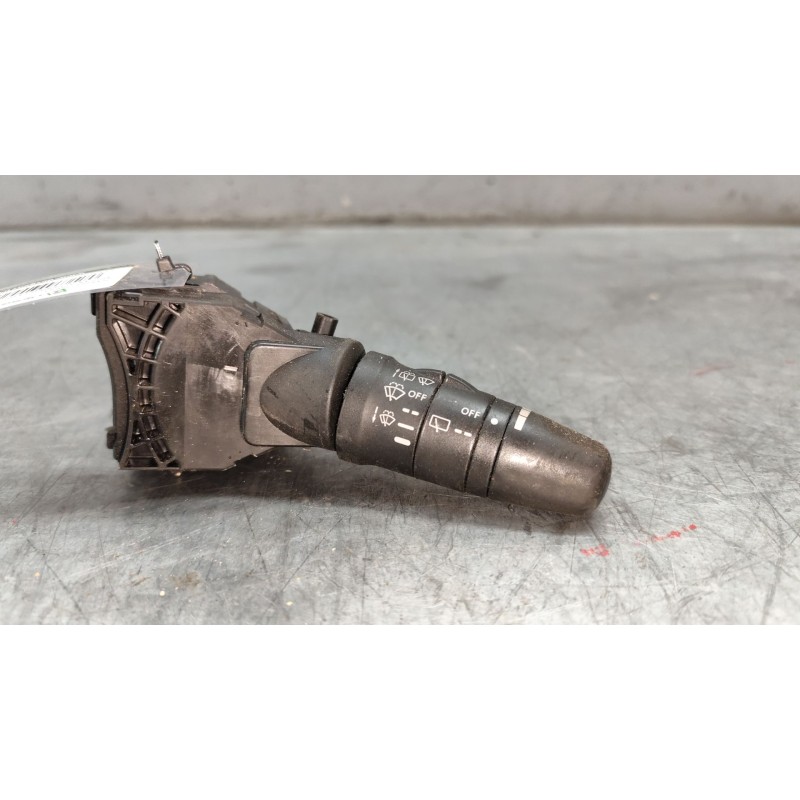 Recambio de mando limpia para nissan almera ii (n16) 1.5 referencia OEM IAM 25260AV770  