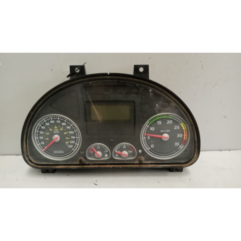 Recambio de cuadro instrumentos para iveco eurocargo 05.03  fg 75 e larga distancia referencia OEM IAM 5801405211  