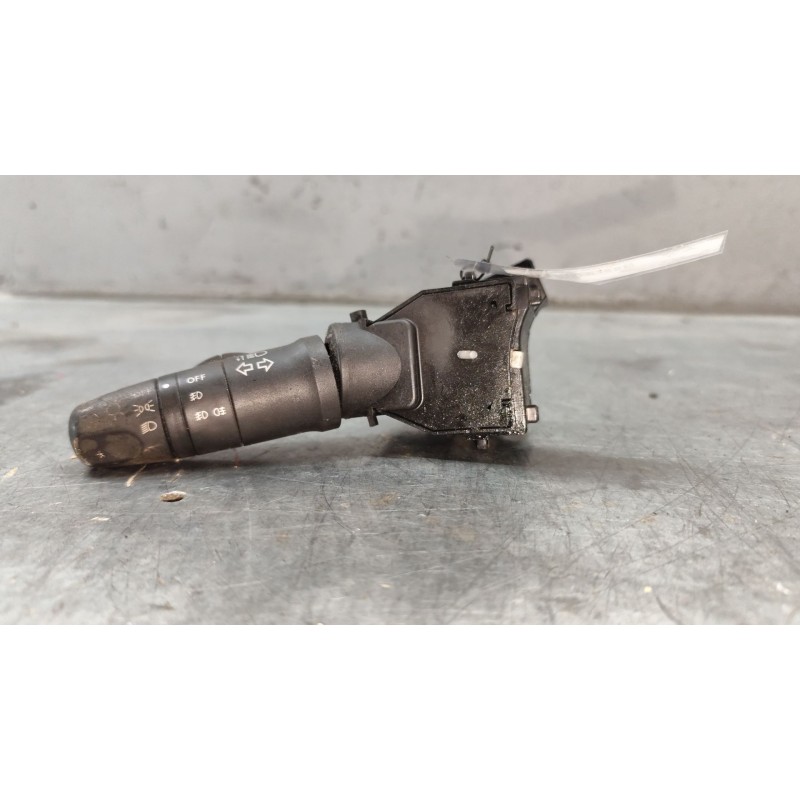 Recambio de mando luces para nissan almera ii (n16) 1.5 referencia OEM IAM 25540AV600  