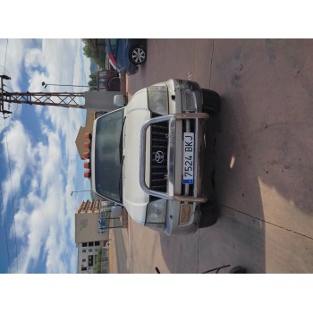 toyota land cruiser (j9) del año 2001
