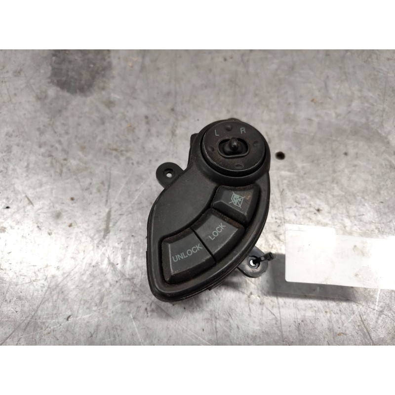 Recambio de mando retrovisor para hyundai santa fe (sm) 2.0 crdi vgt comfort referencia OEM IAM 9353026000  