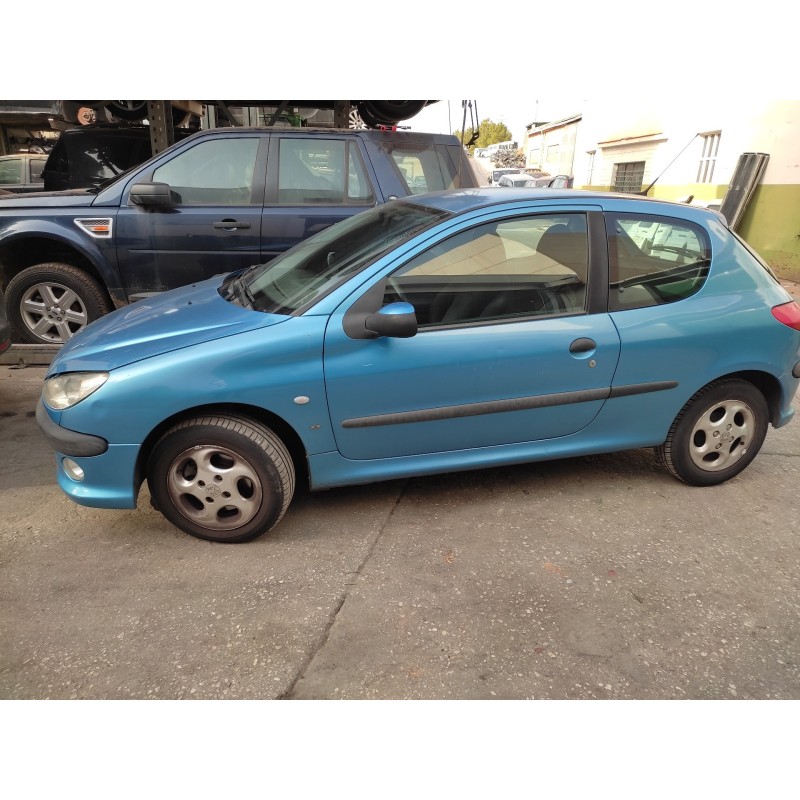 PEUGEOT 206 BERLINA
