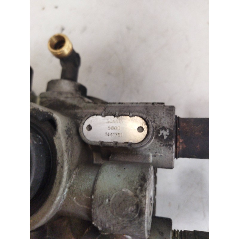 Recambio de valvula aire para scania serie 4 (p/r 144 l) 14.2 diesel referencia OEM IAM 1441751 4324100810 VALVULA SECADORA - Blanco 5