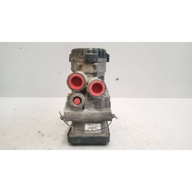 Recambio de valvula aire para volvo fh 12 2002  12.1 diesel (d12d460) referencia OEM IAM 20570906 VALVULA EBS K000914 - Blanco 5