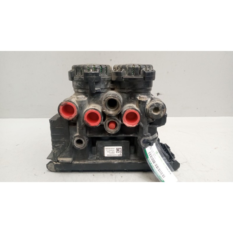 Recambio de valvula aire para man tgx 18.480 fg / 4x2 bl xl referencia OEM IAM 81521066069 VALVULA MODULADOR EBS K050210