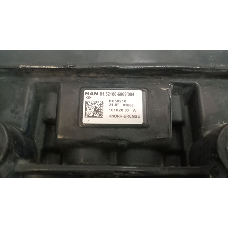 Recambio de valvula aire para man tgx 18.480 fg / 4x2 bl xl referencia OEM IAM 81521066069 VALVULA MODULADOR EBS K050210 6