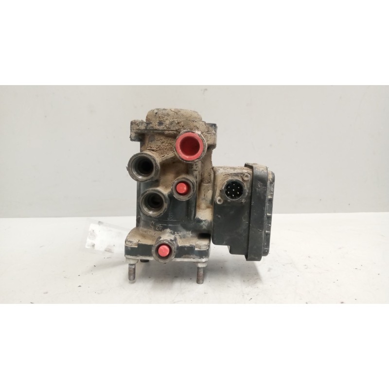 Recambio de valvula aire para man tgs referencia OEM IAM 81523016213 VALVULA EBS K020623