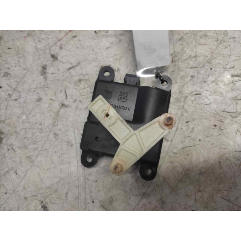 Recambio de motor apertura trampillas climatizador para nissan primera berlina (p12) acenta referencia OEM IAM 3T05030820 3 PINS - Negro 2