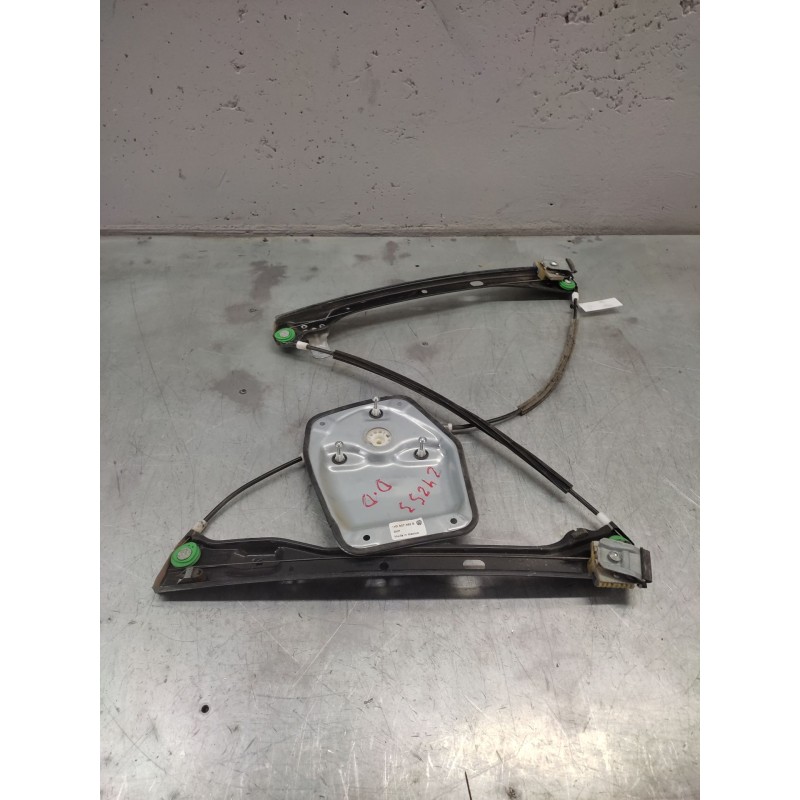 Recambio de elevalunas delantero derecho para volkswagen jetta iii (1k2) 1.6 referencia OEM IAM 1K5837462B - Gris 2