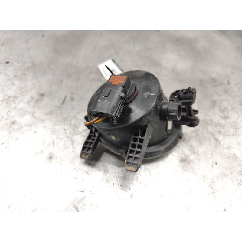 Recambio de faro antiniebla izquierdo para bmw 3 (f30, f80) 318 d xdrive referencia OEM IAM 7200100000 - Blanco 2