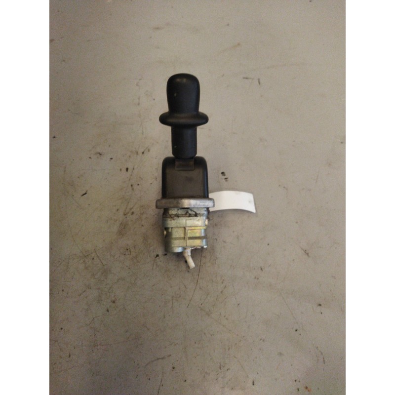 Recambio de palanca freno de mano para renault magnum ab diesel referencia OEM IAM 7420813845 9617231390 
