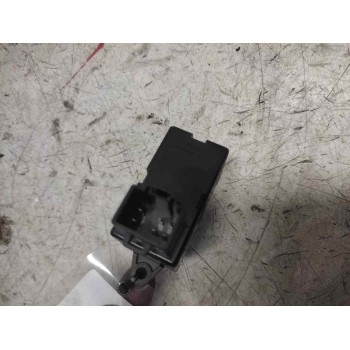 Recambio de mando elevalunas trasero derecho para daewoo tacuma se referencia OEM IAM 96190777 6 PINS 
