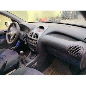 peugeot 206 berlina del año 1999