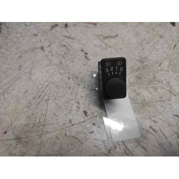 BOTON REGULACION DE FAROS 4902 3 PINS 