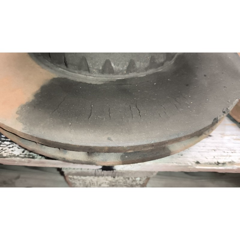 Recambio de buje delantero para renault premium lander 10.8 diesel referencia OEM IAM 7421022433 - Blanco 2