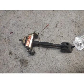 Recambio de retenedor puerta para nissan primera berlina (p12) acenta referencia OEM IAM   TRASERA IZQUIERDA