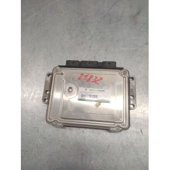 Recambio de centralita motor uce para renault scenic ii authentique referencia OEM IAM 0281011776 8200386508 8200391966