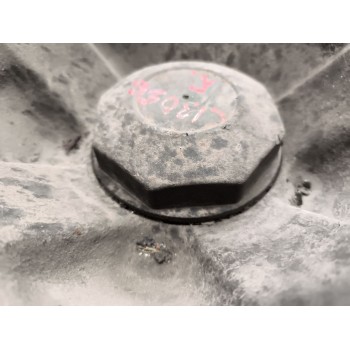 Recambio de buje delantero para renault premium lander 10.8 diesel referencia OEM IAM 7421022433  
