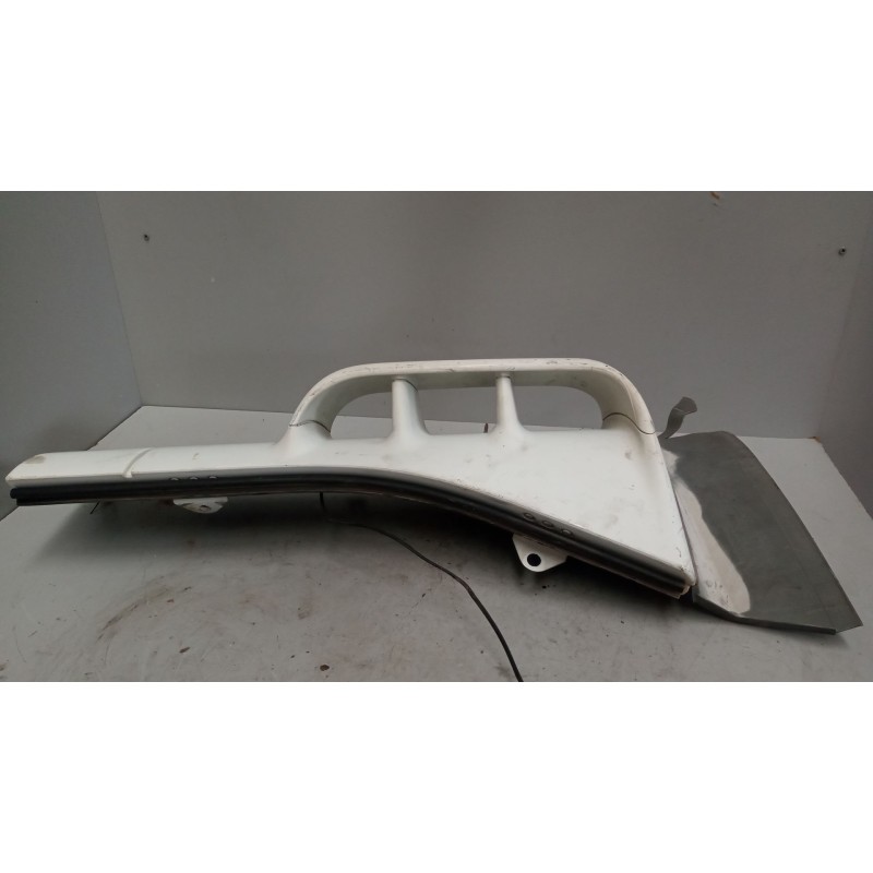 Recambio de deflector izquierdo para iveco stralis (ad/at) fg at y / p 6x2 larga distancia referencia OEM IAM 504040698 - Blanco 2