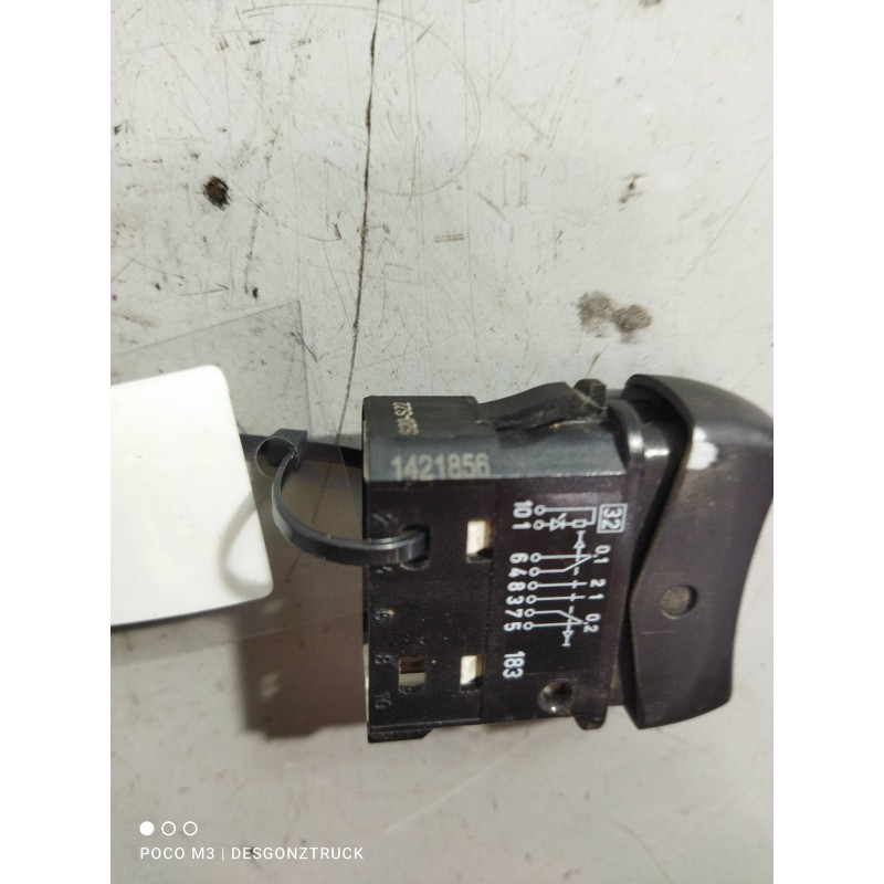 Recambio de mando elevalunas delantero izquierdo para scania serie p/g/r (c-clase) 12.7 diesel referencia OEM IAM 1421856 - Blanco 3