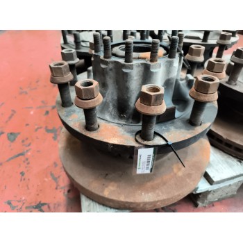 Recambio de buje trasero izquierdo para renault premium lander 10.8 diesel referencia OEM IAM   
