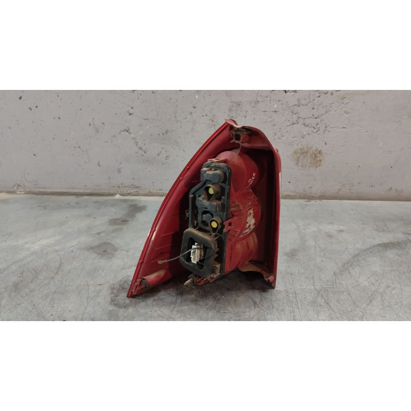 Recambio de piloto trasero derecho para peugeot 307 break/sw (s2) sw referencia OEM IAM - Negro 2