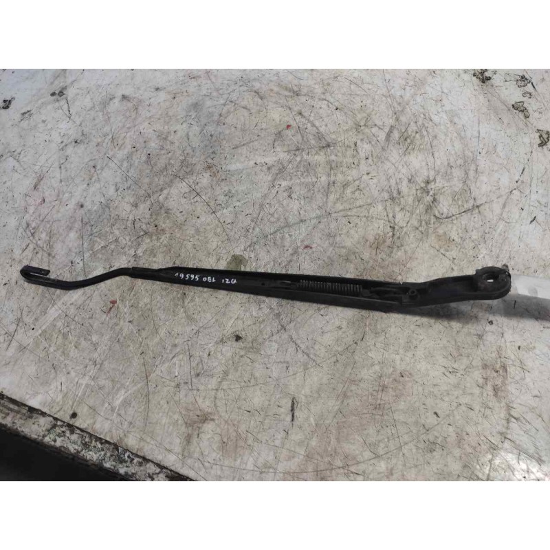Recambio de brazo limpia delantero izquierdo para nissan primera berlina (p12) acenta referencia OEM IAM - Negro 2