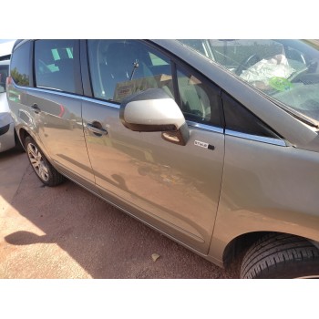 peugeot 5008 del año 2015