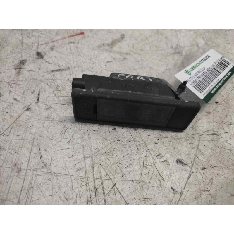 Recambio de piloto matricula para nissan primera berlina (p12) acenta referencia OEM IAM   2 PINS