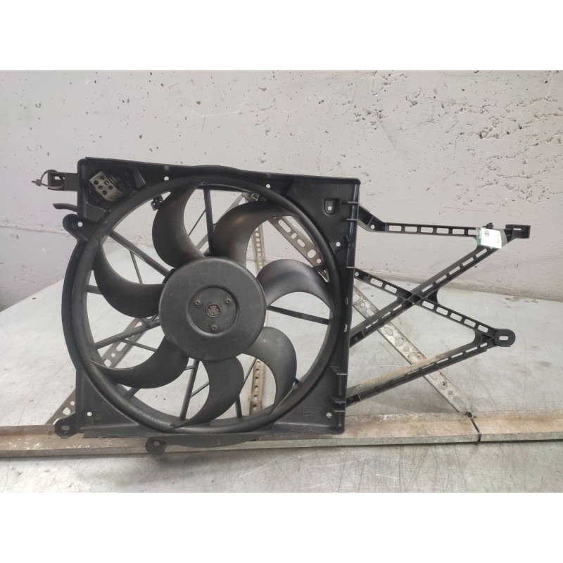 Recambio de electroventilador para opel astra g berlina 1.6 referencia OEM IAM 0130303245 2