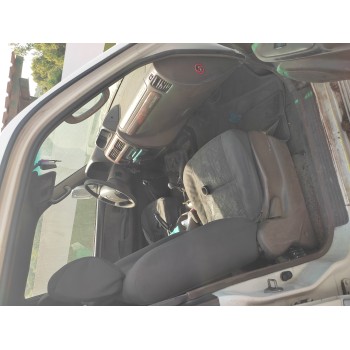 toyota land cruiser (j9) del año 2001