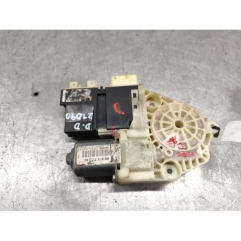 MOTOR ELEVALUNAS DELANTERO DERECHO 9681577380 