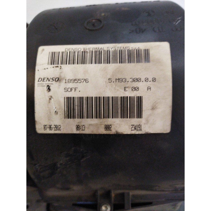Recambio de motor calefaccion para scania serie p/g/r (c-clase) 12.7 diesel referencia OEM IAM 1895576 2195206 1854876 - Blanco 2