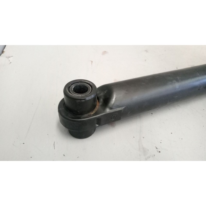 Recambio de brazo elevacion cabina para volvo fh 500 12.8 diesel referencia OEM IAM 22070283 - Blanco 2