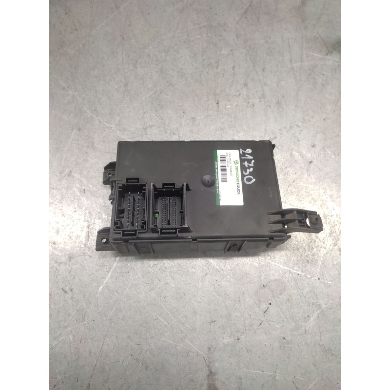 Recambio de caja reles / fusibles para opel corsa d ''111 years'' referencia OEM IAM 13142241 - Gris 2
